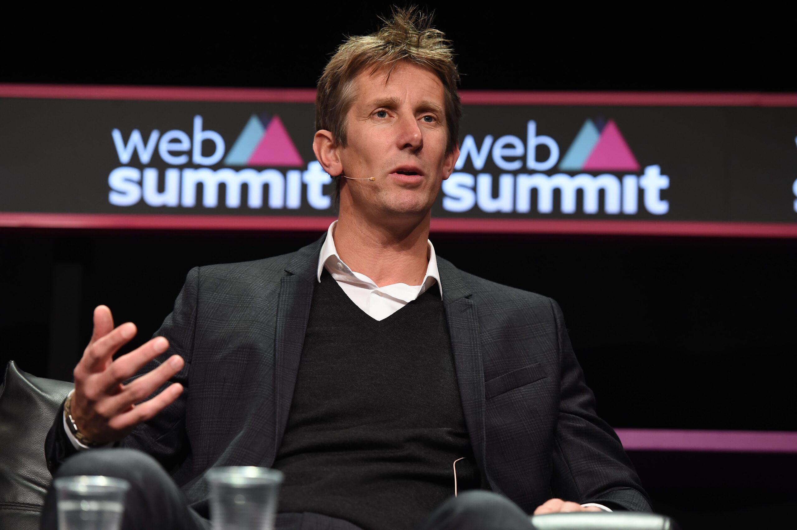 Edwin Van Der Sar in Intensive Care Following Cerebral Haemorrhage